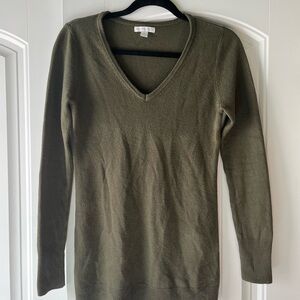 New York & Company Olive V-Neck Sweater